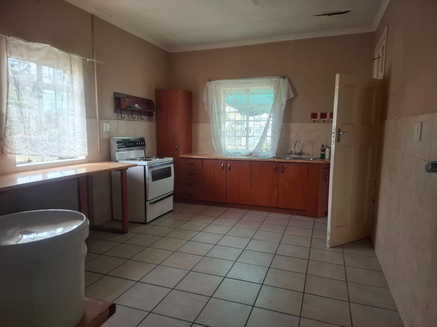 4 Bedroom Property for Sale in Kroonheuwel Free State